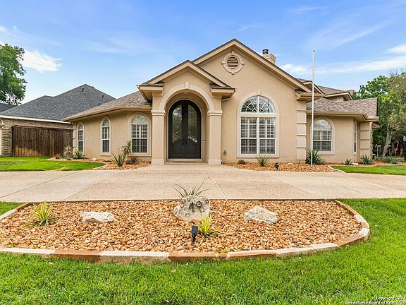 2nd image of 49 COURTSIDE CIR