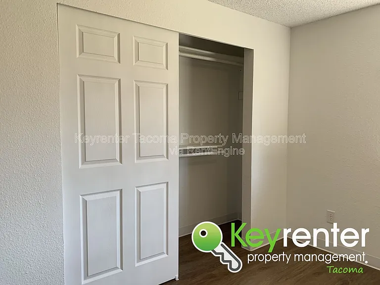 19606 9th Avenue Ct E — Photo 15