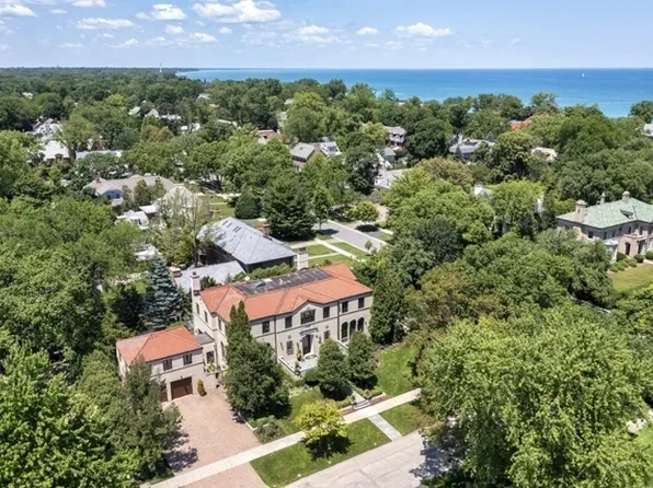 145 Oxford Rd, Kenilworth, IL 60043