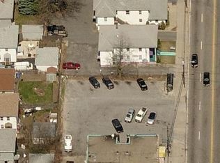 874 Newport Ave, Pawtucket, RI 02861