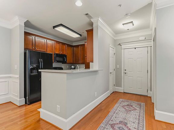 5th image of 918 Portstewart Dr