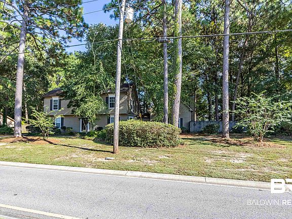 3rd image of 126 Ridgewood Dr
