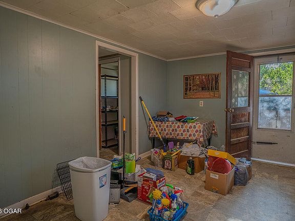 5th image of 207 N Highland Ave