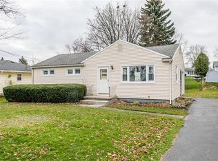 215 Waldorf Ave, Rochester, NY 14606