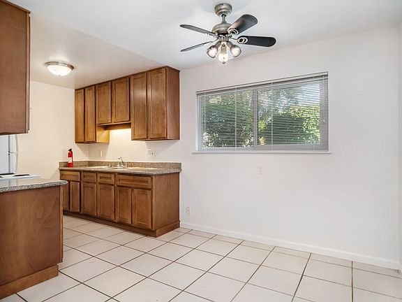4th image of 1576 & 1580 Buena Vista Ave #1576-A