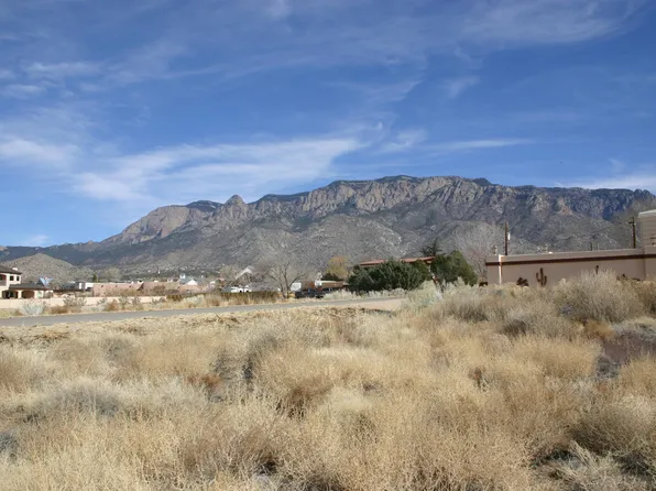 11250 Corona Ave NE, Albuquerque, NM 87122