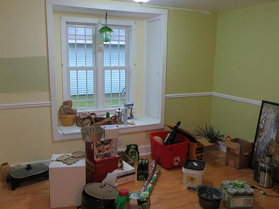 4th image of 418 S Fair St