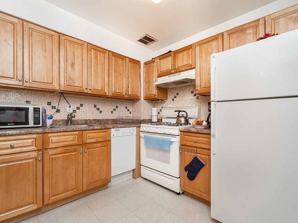 1st image of 21-18 33rd Ave #1M
