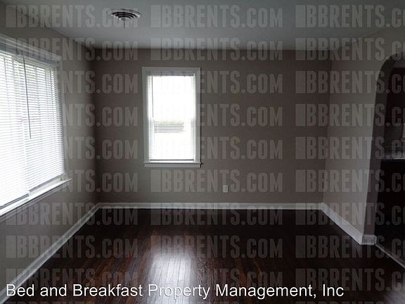 4th image of 359 S Butter St
