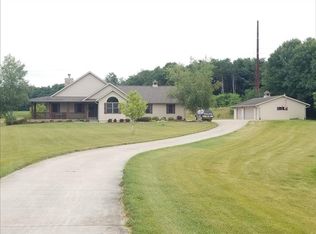 W22670 Prairie Wood Dr, Trempealeau, WI 54661