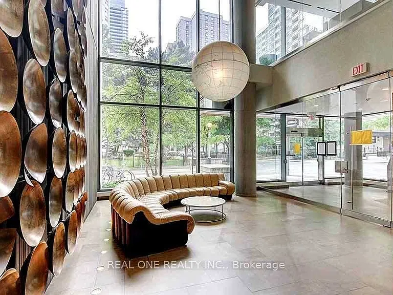 75 Saint Nicholas St #2205 — Photo 3
