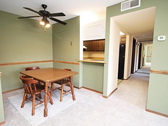 4th image of 1618 S 115th Ct APT 105