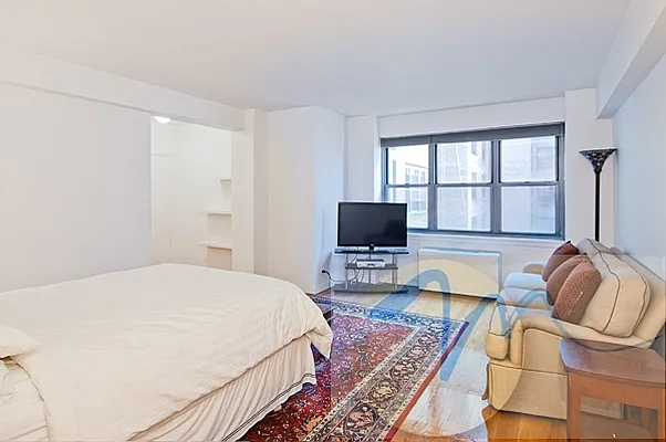Rented by Medow Property | media 18