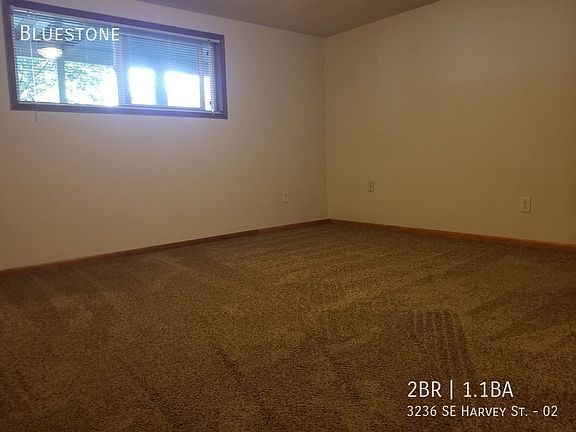 4th image of 3236 SE Harvey St APT 2