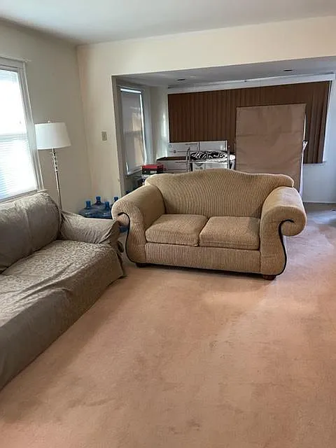 1 bed, 744 sqft, $2,500 — Photo 4