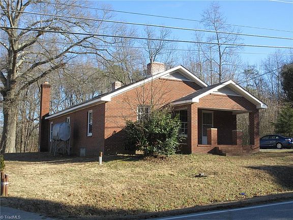 3rd image of 5222 Summit Ave