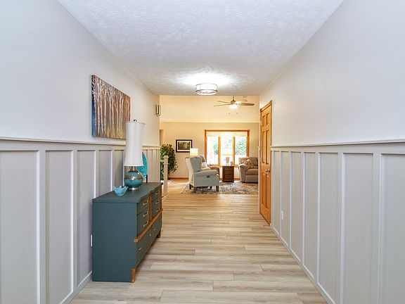 2nd image of 4018 21st Avenue Pl