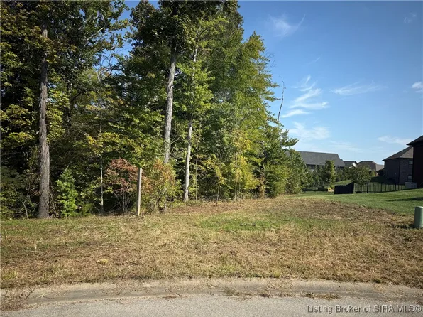 1108 Erica Circle, Sellersburg, IN 47172