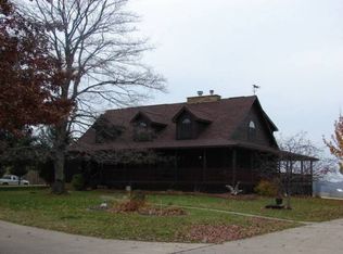 430 E High St, Flushing, OH 43977
