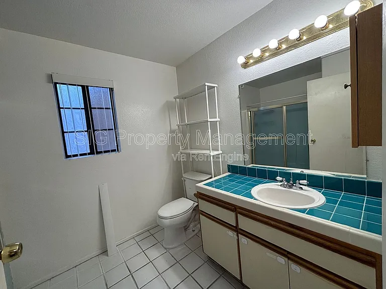 314 Lincoln Ave #15 — Photo 11