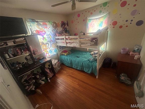 3rd image of 7516 Balfour Dr