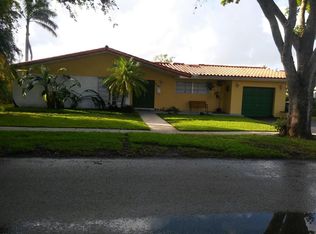 7130 Bamboo St, Miami Lakes, FL 33014