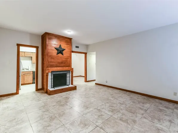 2100 Tanglewilde St, Houston, TX