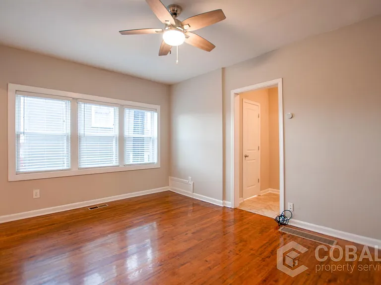 1294 Piedmont Ave NE #13 — Photo 4