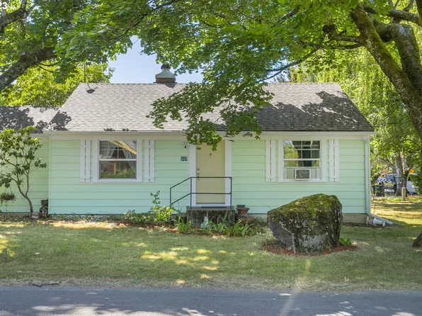 343 2nd St, Fairview, OR 97024