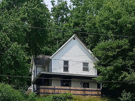 3rd image of 2214 Eagle St