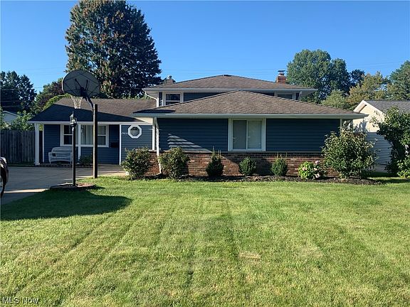 2nd image of 25212 Chase Dr