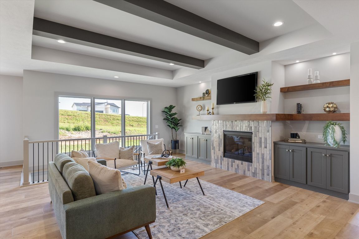 next background image