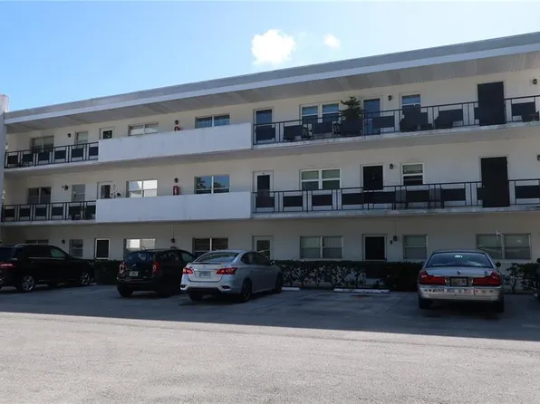 100 El Camino Dr APT 303, Winter Haven, FL 33884