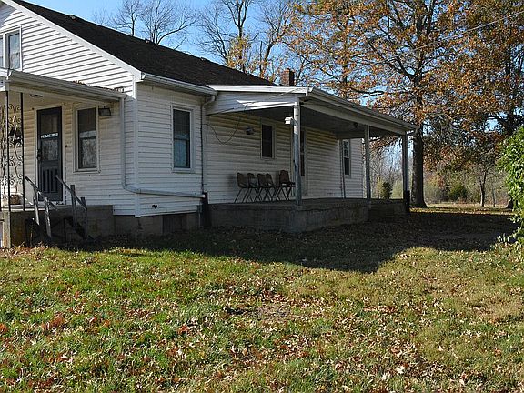 4th image of 7314 Victor Ln