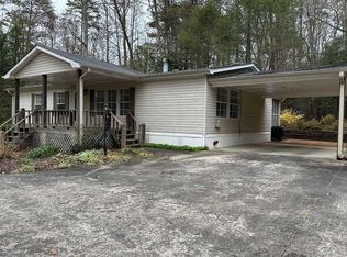 481 Ash Loop Rd, Blue Ridge, GA 30513
