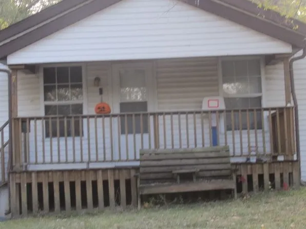 775 S Sycamore St, Decatur, IL 62522