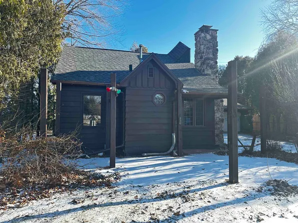 3413 Mishicot Rd, Two Rivers, WI 54241