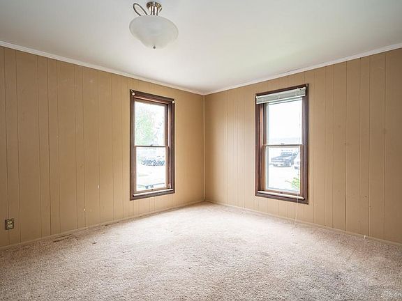 5th image of 353 Garfield Ave