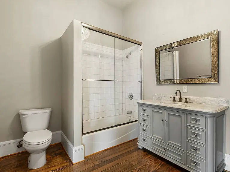 202 N Lbj Dr — Photo 43