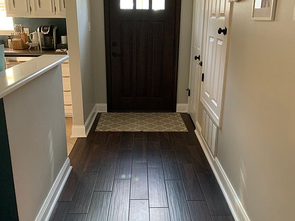4th image of 4121 Aqua Vista Dr