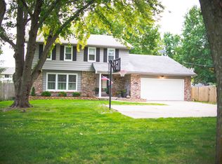 6180 Ashworth Rd, West Des Moines, IA 50266