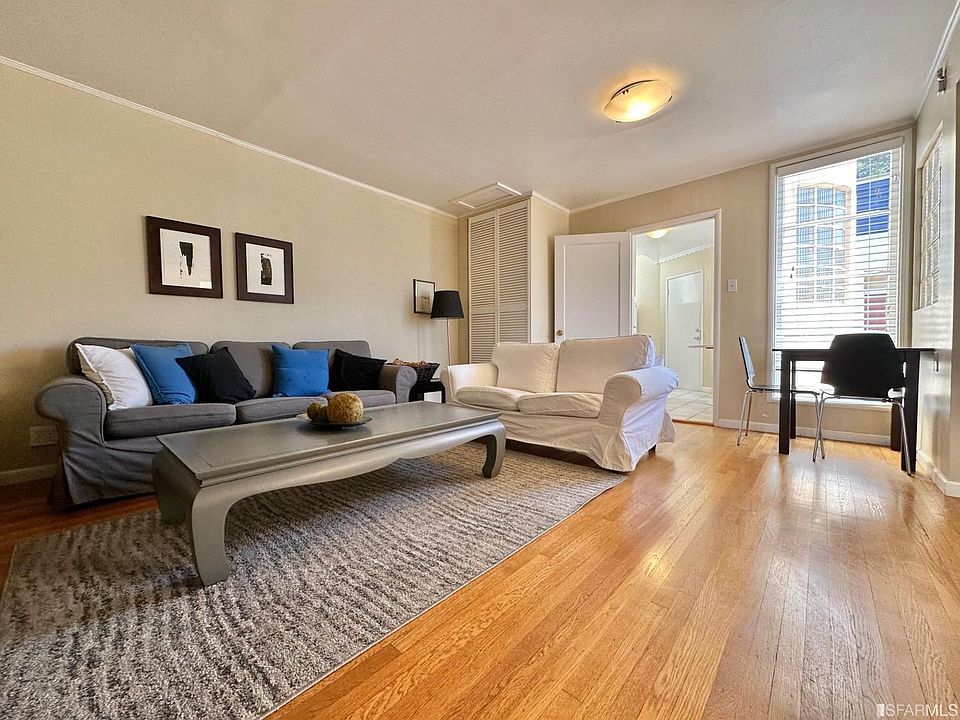 1st image of 2006 Laguna St #2010