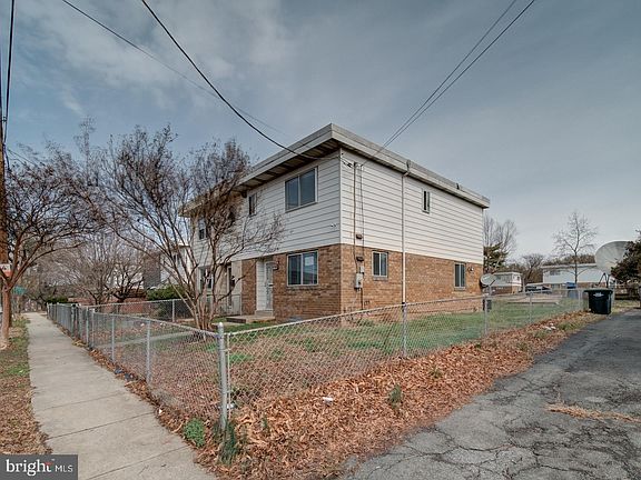 2nd image of 4705 Sargent Rd NE