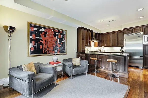Sold by Keller Williams City Life Realty | media 58