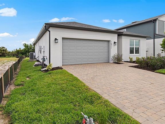 3rd image of 16411 LILLY ELAINE WAY