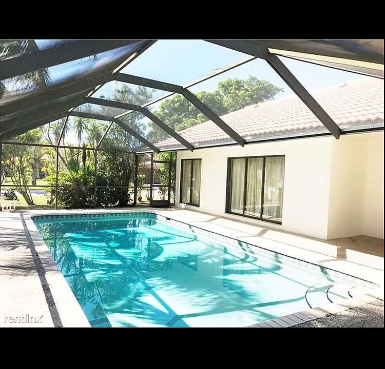1st image of 11300 NW 21st Pl