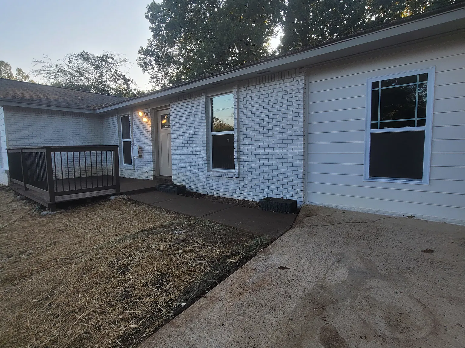 5 bed, 1800 sqft, $2,300 — Photo 3