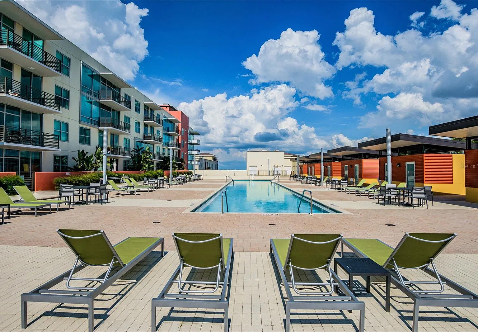 1 bed, 615 sqft, $1,950 — Photo 3