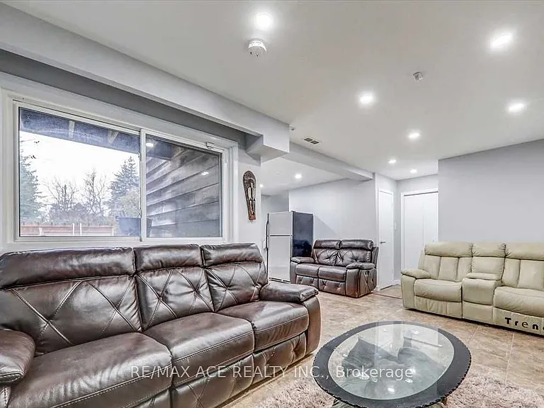 5 Windy Ridge Dr — Photo 34