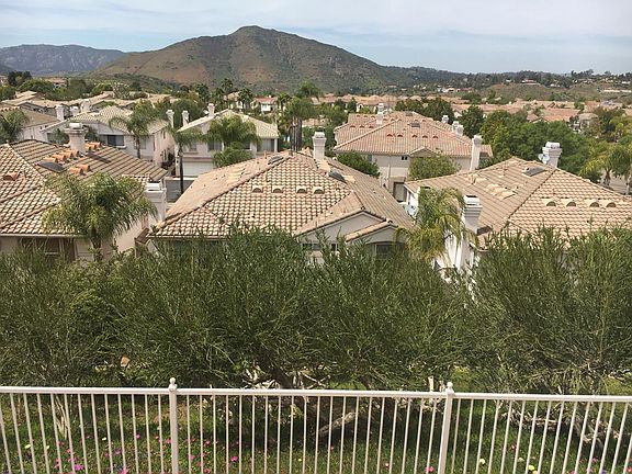 3rd image of 18664 Caminito Pasadero